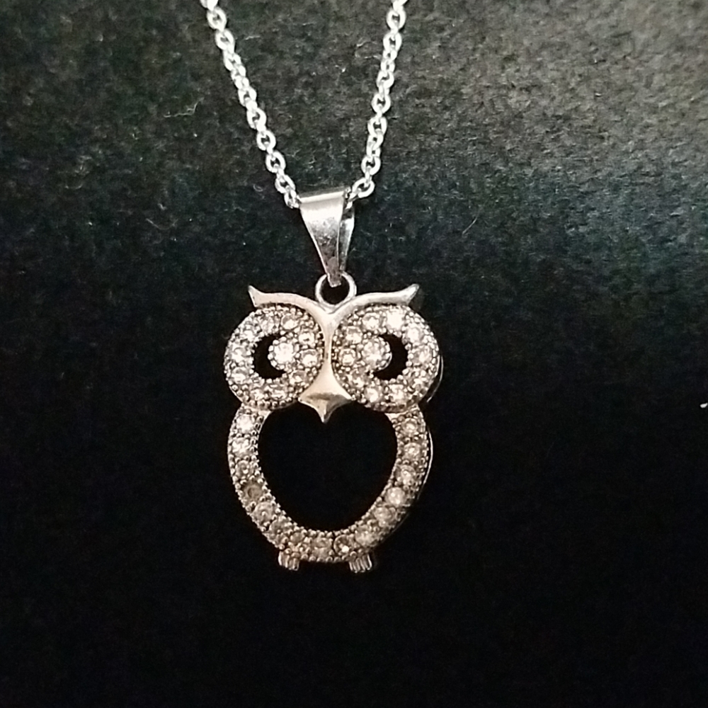 IBB CN Owl Necklace